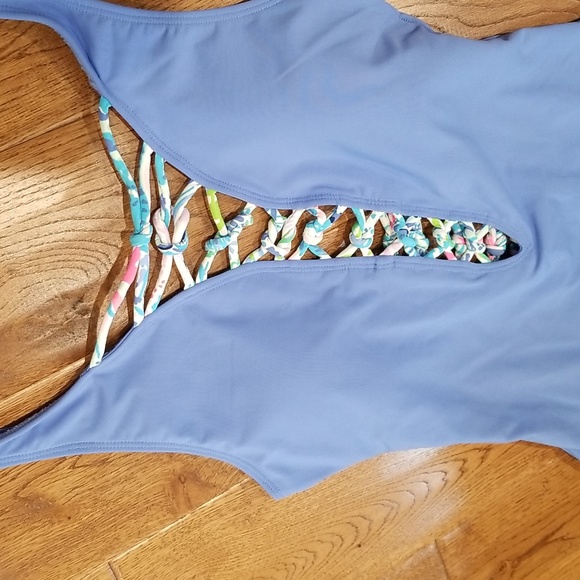 Lilly Pulitzer swimsuit - Picture 3 of 10